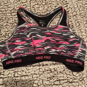 Nike Pro Juniors Extra Large Dri-Fit Sports bra Pink grey and black camo